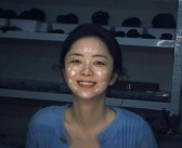 娱乐圈谭松韵吃瓜是谁谭松韵黑发素颜照来啦！是“童颜保鲜术”还是娱乐圈的“照骗经济学”？